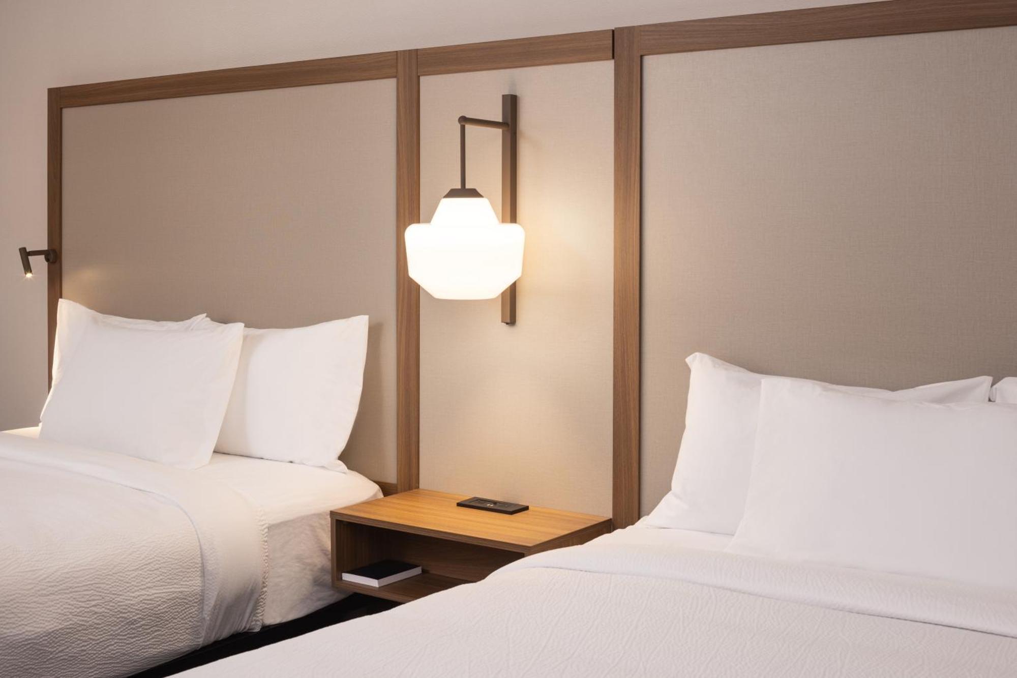 Fairfield By Marriott Inn & Suites Cedar Rapids North Exteriör bild