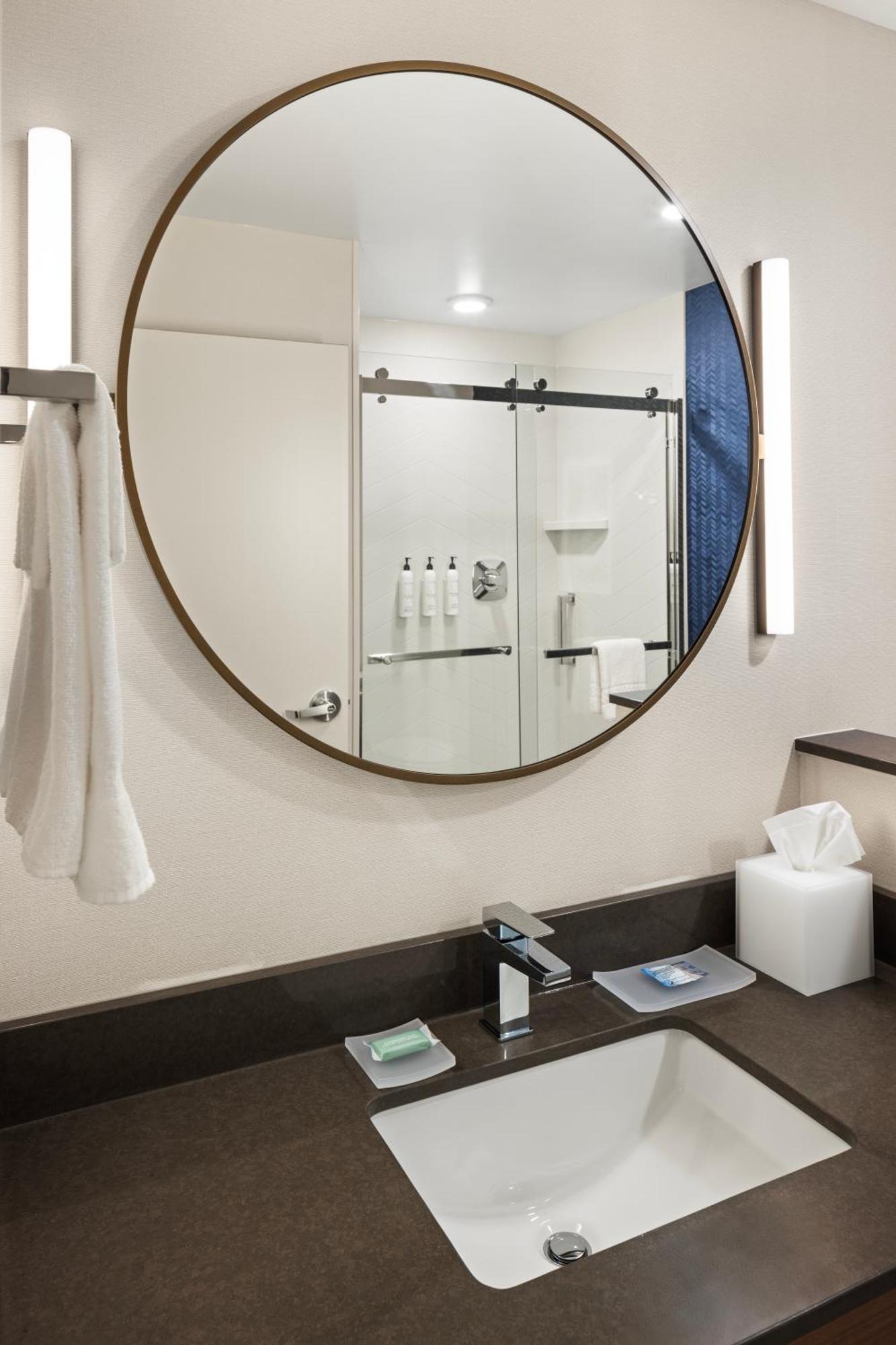 Fairfield By Marriott Inn & Suites Cedar Rapids North Exteriör bild