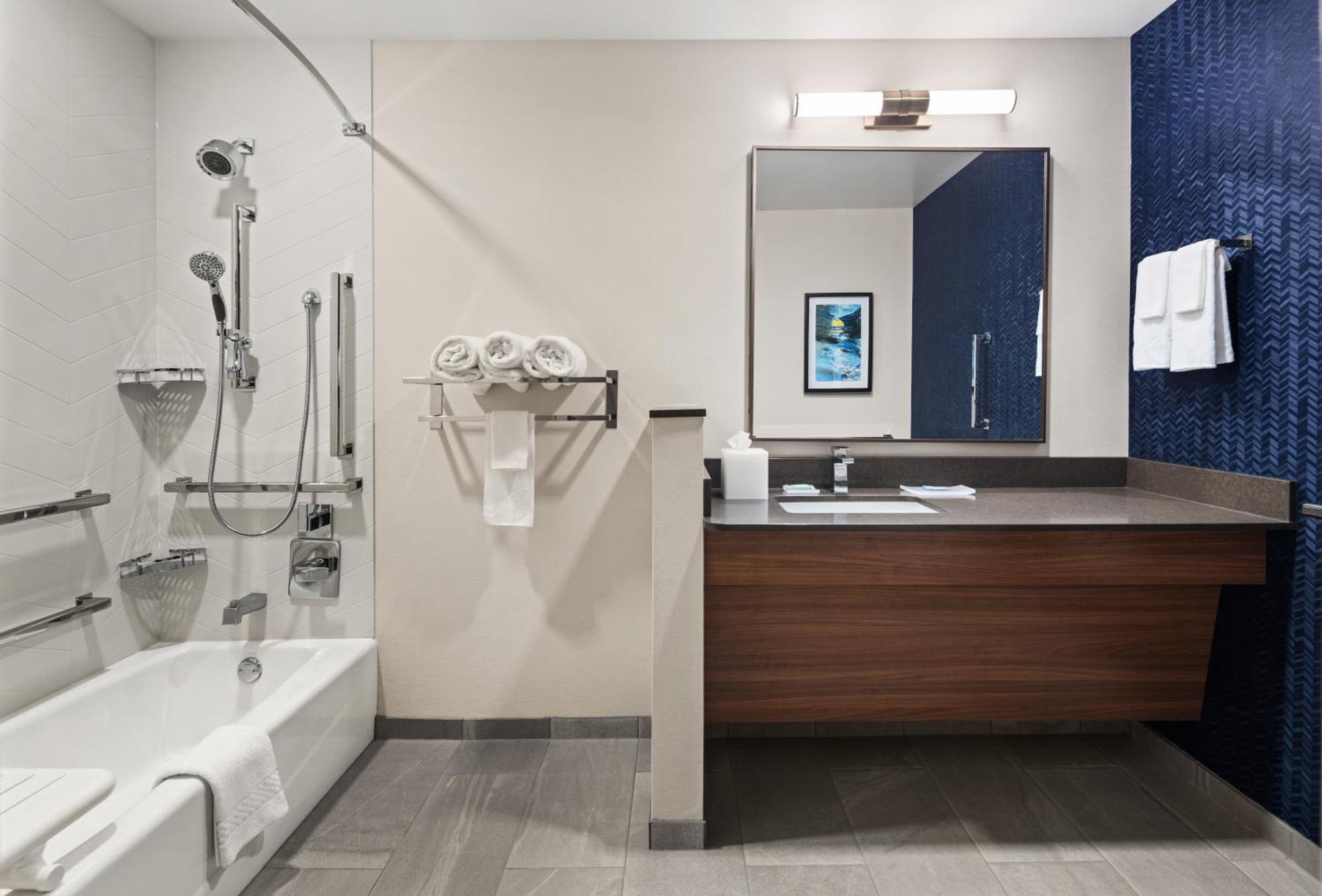 Fairfield By Marriott Inn & Suites Cedar Rapids North Exteriör bild