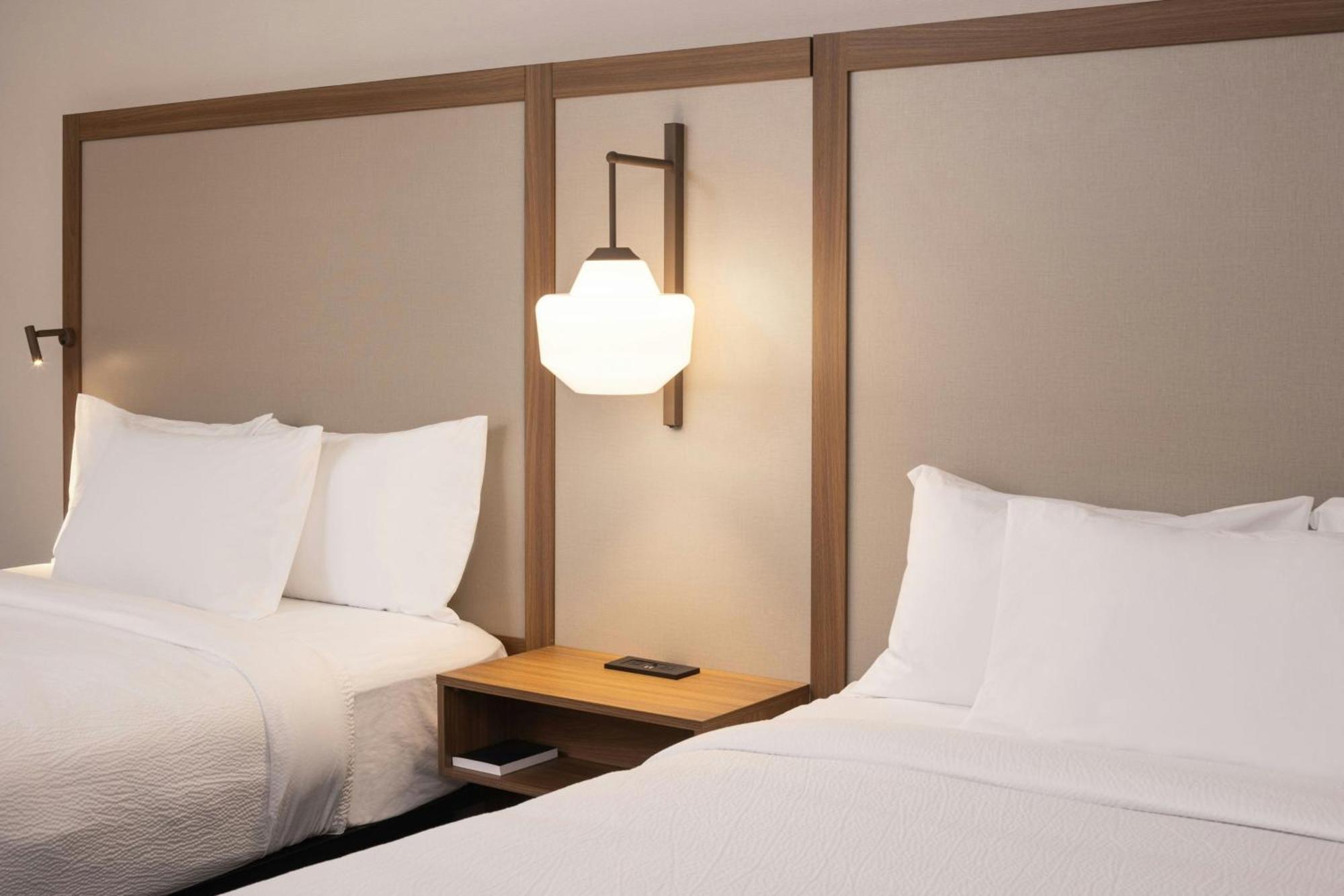 Fairfield By Marriott Inn & Suites Cedar Rapids North Exteriör bild